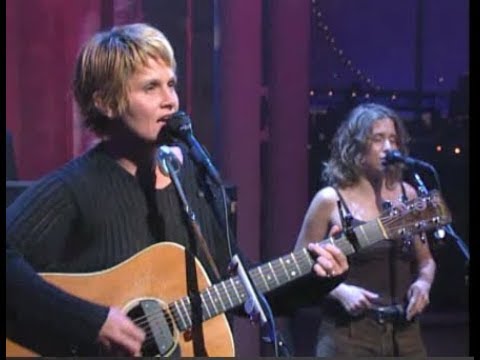 Shawn Colvin, "Sunny Came Home" on Late Show, July 15, 1997 (st.)