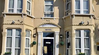 Britannia Inn Hotel, Ilford, UK | Holidays In Europe