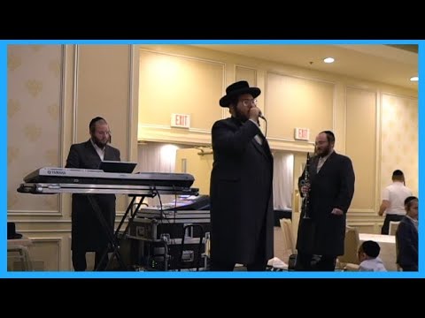 Live Chassidish Dance - Chaim Blumenfeld & Luzer Meilech Hass | לייוו חסידיש טאנץ