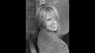 He Thinks I Still Care : Patty Loveless