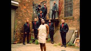 Sharon Jones &amp; The Dap-Kings - Money