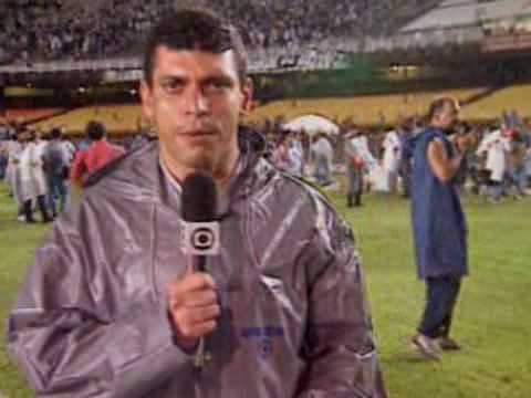 FINAL 1995 - BOTAFOGO 2X1 SANTOS (1°Jogo)