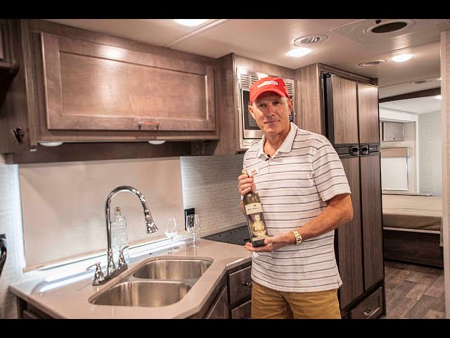 Preview image of 2022 Winnebago Sunstar 35U (11N200470) youtube video