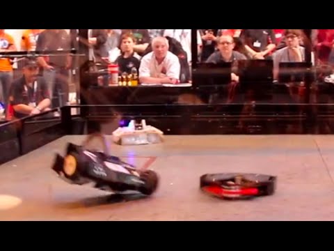 FRA Q8 - Valkiri 3 v Hatchet v Decimator - RC Combat Robot Wars - 2015 RC World Championships