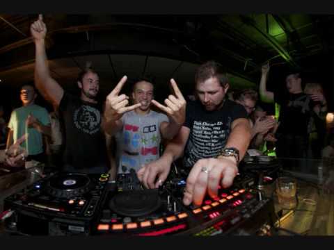 Laidback Luke - My G*O*D - Guns On Demo (Tom Stephan Remix)