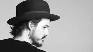 Coque Malla - Santo, Santo (fragmento)