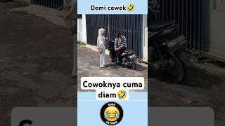 Download lagu KETIKA CEWEK LAGI NGAMBEK SAMA COWOKNYA🤣 #videoviral #lucu #ngakak mp3