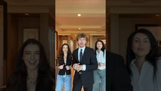 Download lagu Vik White gat his Mom & girlfriend (Lauren Gibson) Vibing to Get up offa that Thang by James Brown mp3 Download lagu Vik White gat his Mom & girlfriend (Lauren Gibson) Vibing to Get up offa that Thang by James Brown mp3