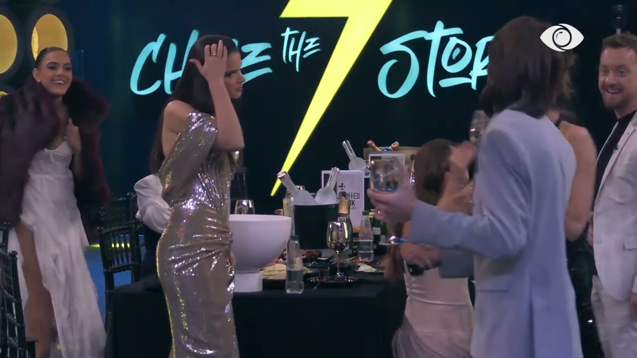 “Po më puthe ti do të të puth edhe unë”/ Vserlo debaton me Rozanën: Fanse e Gjestit…