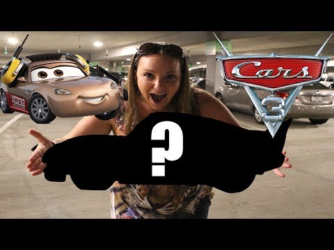 Cars 3 Toy 2017 🚗 Disney Pixar Cars 3 Toy Hunt 🎉 World's Biggest Giant Lightning McQueen