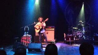 John Butler Trio - Mystery Man (Long Version) July 18, 2013 at the Vic Theatre Chicago