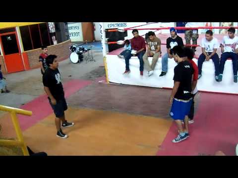 racso mitos  vs wini y emilio