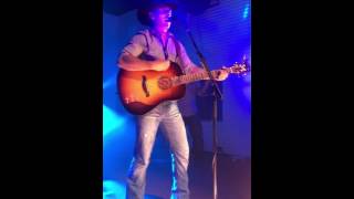 Aaron Watson - 3rd Gear &amp; 17 (Live)