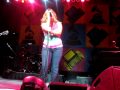 Kelly Clarkson - WhyYaWannaBringMeDown Live 5 ...