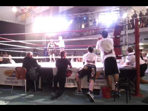 Rob Townshend vs John Brady Rumble in The Jungle