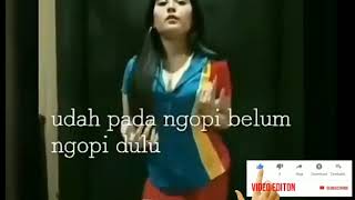 Download lagu Kasir indomaret bergoyang mp3