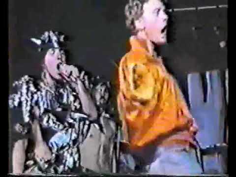 Videoclip de GWAR Theme — GWAR