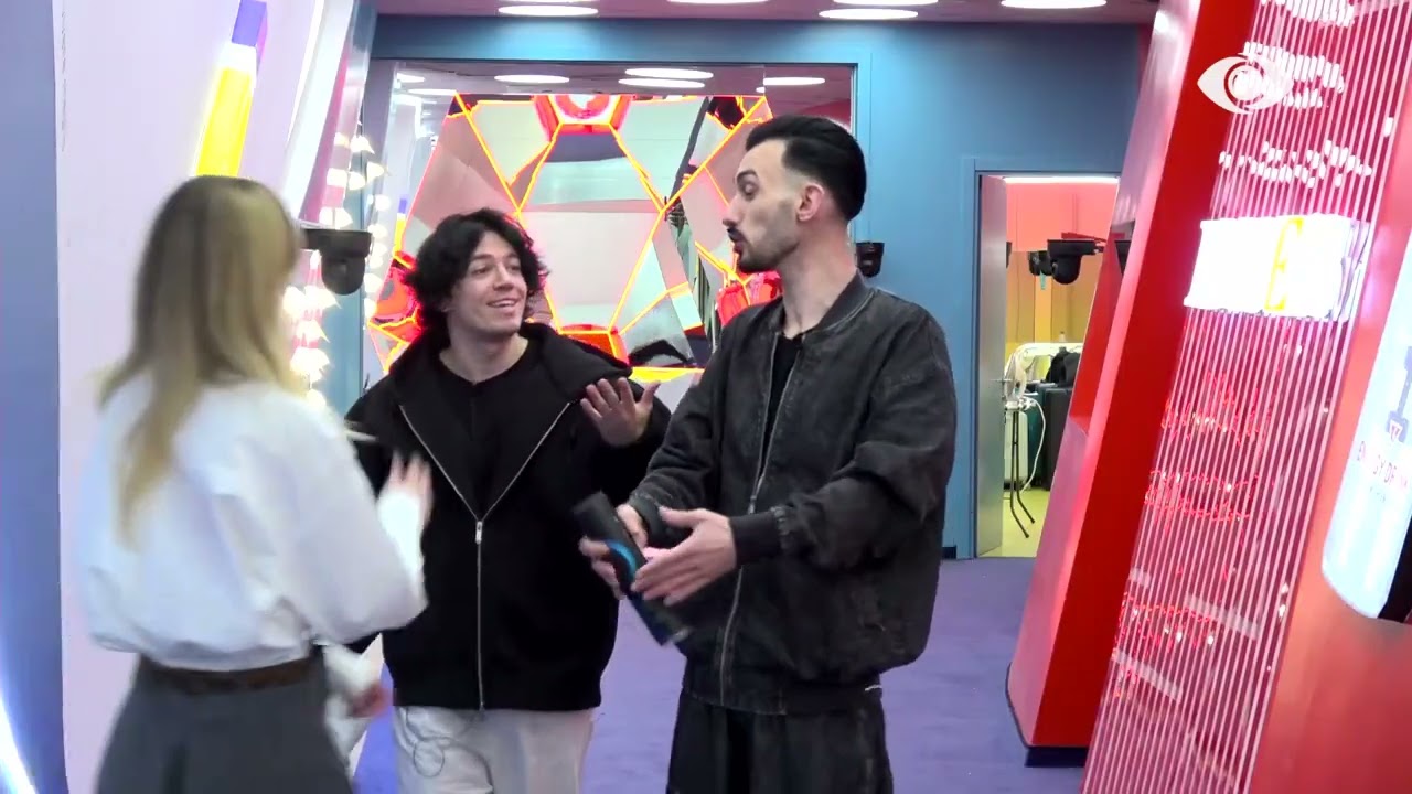 Si i marin këto vendime.../ Kristi diskuton me banorët për punët e shtëpisë: Kur të ketë lider
