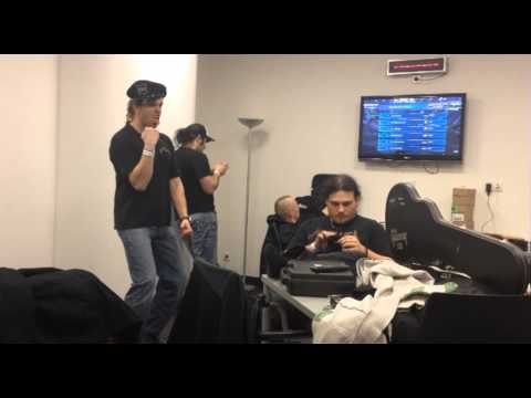 nulldB - Harlem Shake - Backstage in der o2 World Berlin