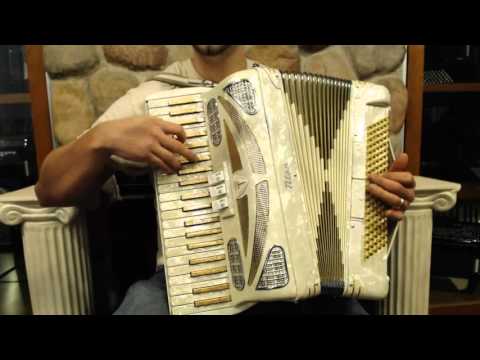 2103 - Golden Titano Titan LM 41 120 $795