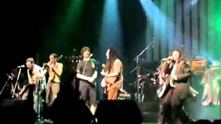 Karamelo Santo con La Perra Que Los Pario   Los Cangrejos