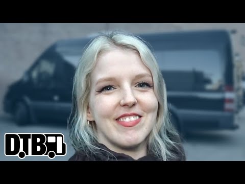 Sylvaine - BUS INVADERS Ep. 1695