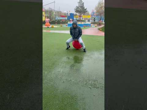 Wenn man Kindern etwas verspricht, wird es eingehalten auch wenn dabei die Welt untergeht lol 🙃