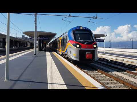 Treno Regionale Pop ETR 104 058 Regionale 22152 Reggio di Calabria Centrale-Rosarno