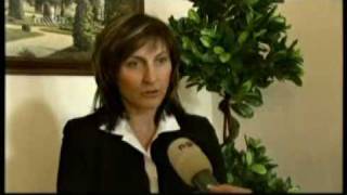 preview picture of video 'Neplatiči, EXEKUCE, Chomutov (01) - (TV Nova 1.3.2009)'