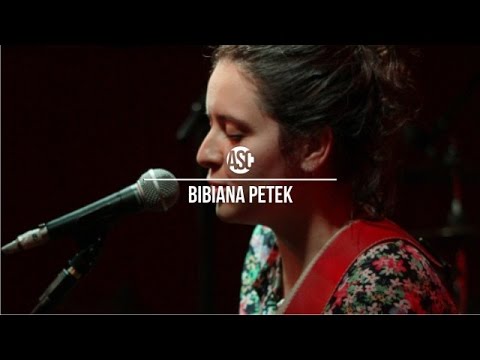 Dengo - Bibiana Petek