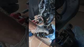 Nissan Cube Front Brake Pads and Rotor Replacement.
