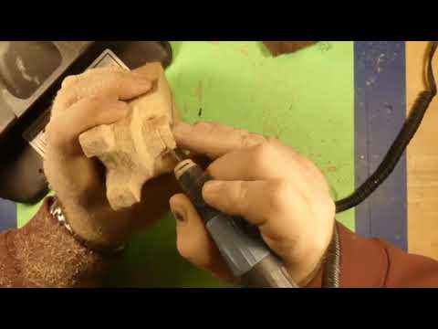 woodcarving a 🐻 using power carving the block out 1#