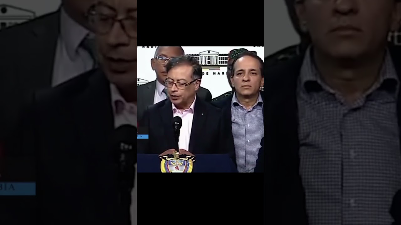 BUKELE EN TWITTER :PETRO  CAPTURAMOS UN NARCOSUBMARINO! #colombia #bukele #gustavopetro #comunismo