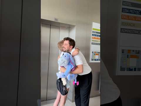 ODPALAJCIE LIVE’A ŁATWOGANG’A I PIOSENKE BEDOESA 🥹 WSZYSCY WSPIERAMY FUNDACJE CANCER FIGHTERS!!