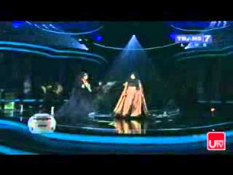 Umi Pipik feat Melly Goeslaw _Kerinduaan
