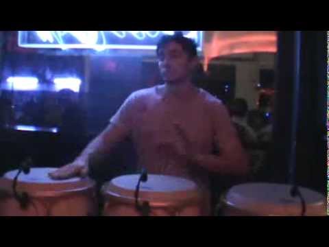 FUSION PROJECT @ BAR FLY 18-10-13 parte 3 (Dj Markus & Robby Percussion)