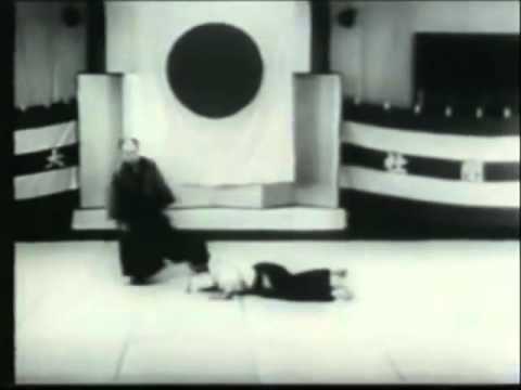 Ueshiba Morihei 1935 Asahi demonstration at real speed