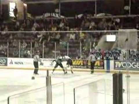 Zac Rinaldo vs Brett Oliphant