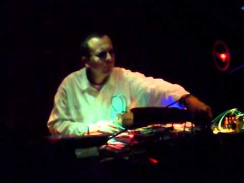 Batur Sonmez Without Dots - live in istanbul september 2012 part 2