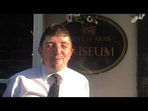 Paul from the Greville Arms Mullingar introducing the #bussessions