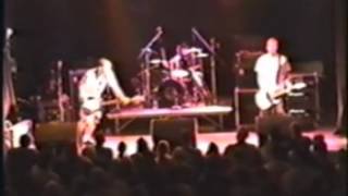 6/13 Blink 182 - Wrecked Him - Live St Andrews Hall MI 1996