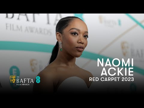 Thumbnail of the video: Naomi Ackie Still Wears The Fake Teeth She Used to Play Whitney Houston | EE BAFTAs Red Carpet