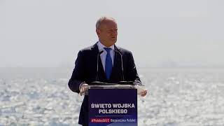 Bezpieczeństwo Polski na czterech filarach. Premier mówi w Gdyni o armii, granicach i gospodarce