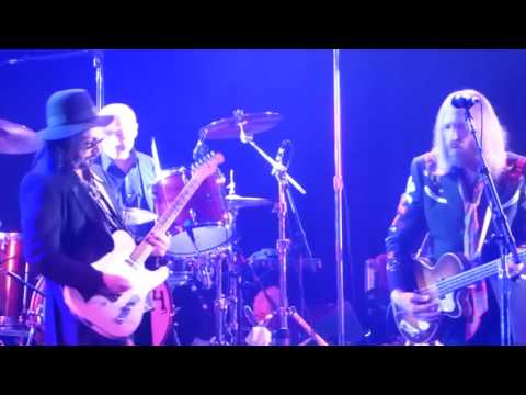Six Days On The Road video