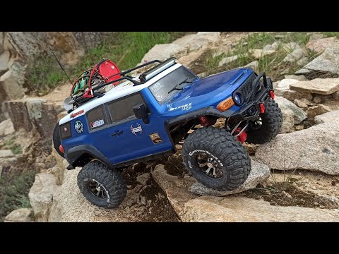 RGT EX86120 1/10 RC Car 4WD Off-Road Climbing Crawler Reverse Drive System RTR Vehicle with LED Lights Durable High Torque Motor video