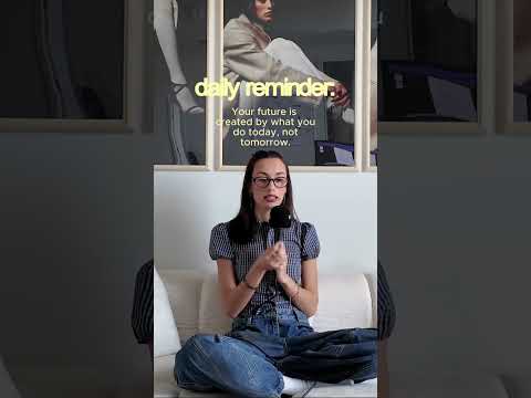 Video by Mafe Anzures