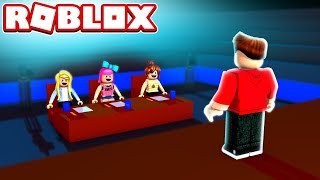 Azzyland Shows Me Her Secret Talent In Roblox Free Online Games - roblox robloxs got talent stage