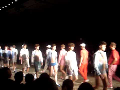 Desfile Mario Queiroz