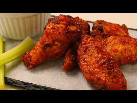 Crispy baked buffalo wings recipe | Spicy and delicious