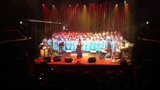 Linda Lee Hopkins & Total Praise Mass Choir 